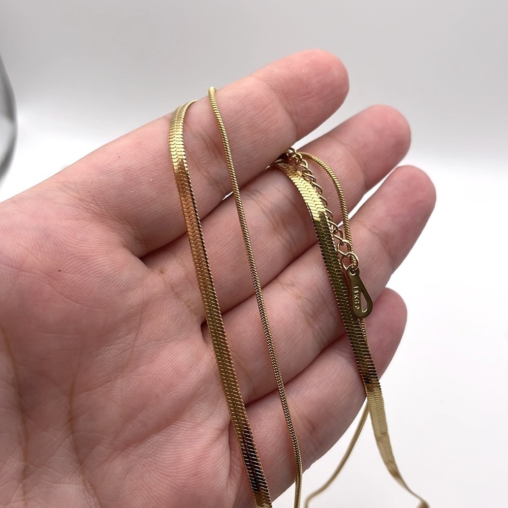 Minimalist 18k Gold Plated Double Layer Chain Necklace - Picture 7 of 11